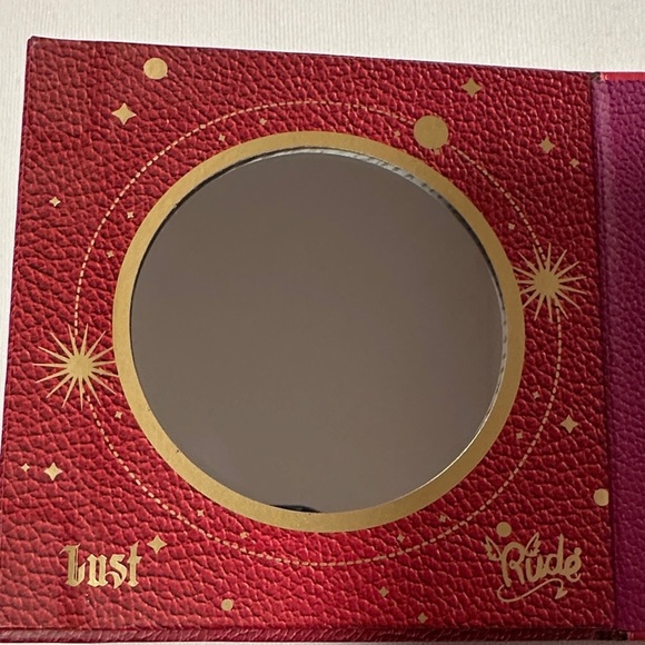 RUDE The Spell Book Eyeshadow Palette - Lust and Love - Picture 6 of 6